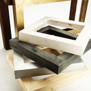 Cornice plafone in legno per pannelli LED